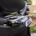 Weber Q 2800N+ Gas BBQ Grill with Stand, Midnight Black - Image 4